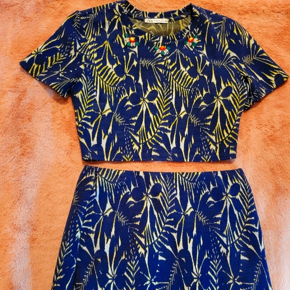Zara Crop Top and Skirt Set Navy Blue with Embellishments - Picture 4 of 5